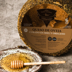 Fromage de brebis lait cru artisanal -- Miel et Origan