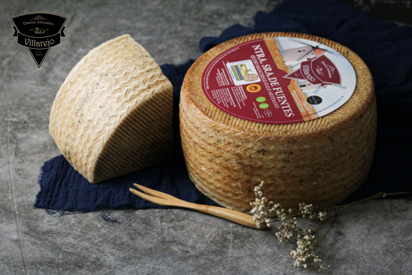 Fromage Manchego A.O.P artisanal au lait cru